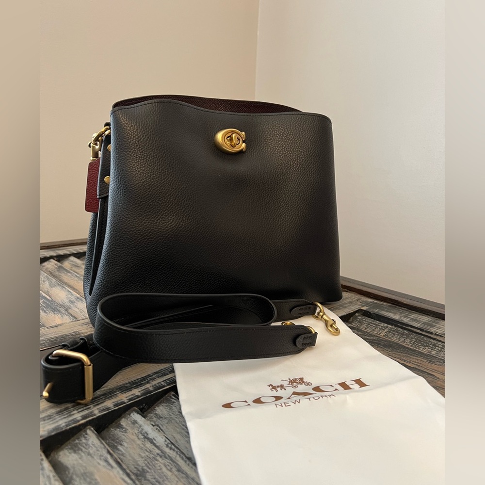 Coach Leather Willow Bucket Bag